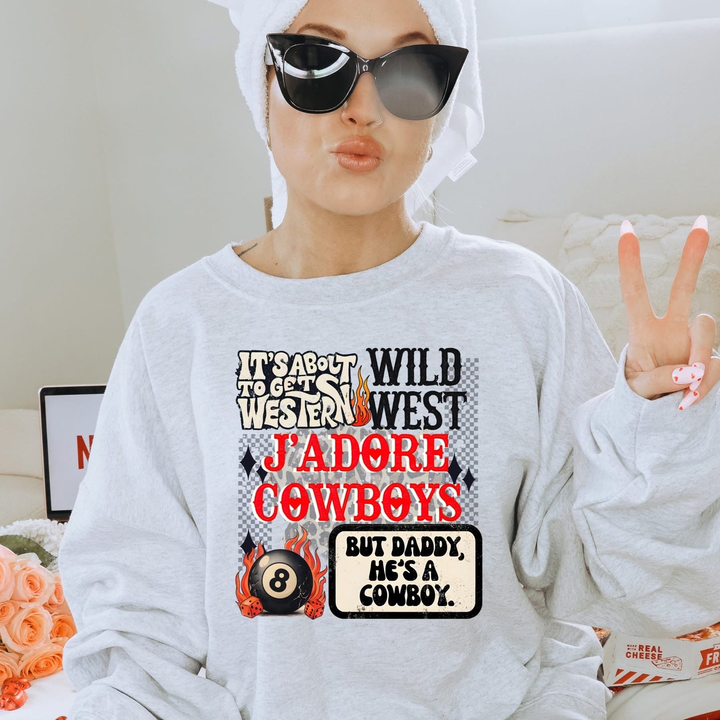 Sweatshirt